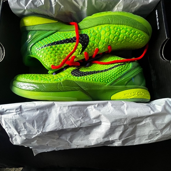 Nike Other - NIke kobe grinch Protro